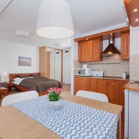 Port Cicha Street By Jantar Appartement Kołobrzeg
