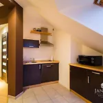 Port Cicha Street By Jantar Apartment *