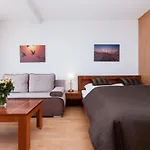 Port Cicha Street By Jantar Apartment Kolberg